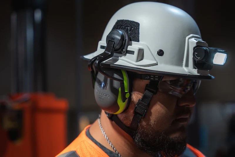 M-LOK 3M™ PELTOR™ X4 Earmuffs X4P51E - Image 4