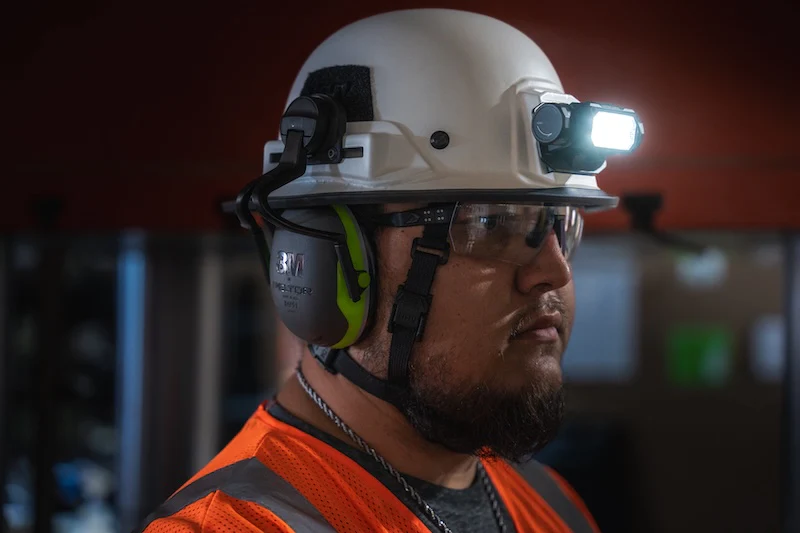 M-LOK 3M™ PELTOR™ X4 Earmuffs X4P51E - Image 5