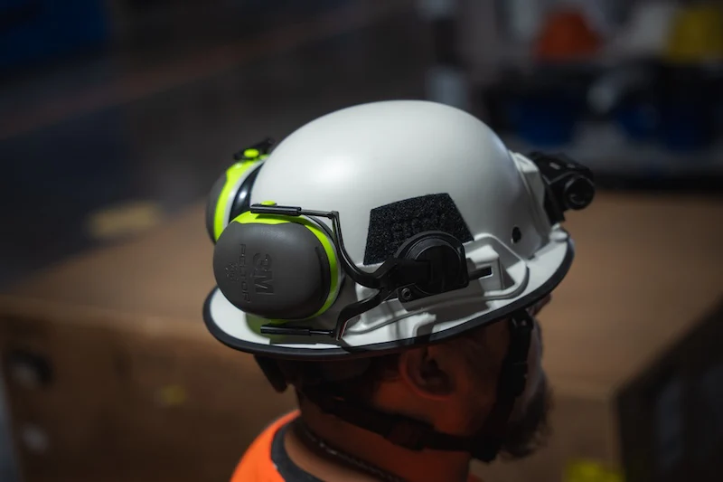 M-LOK 3M™ PELTOR™ X4 Earmuffs X4P51E - Image 7